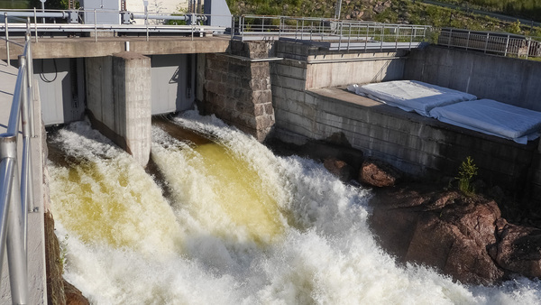 Verlan pato ja voimalaitos