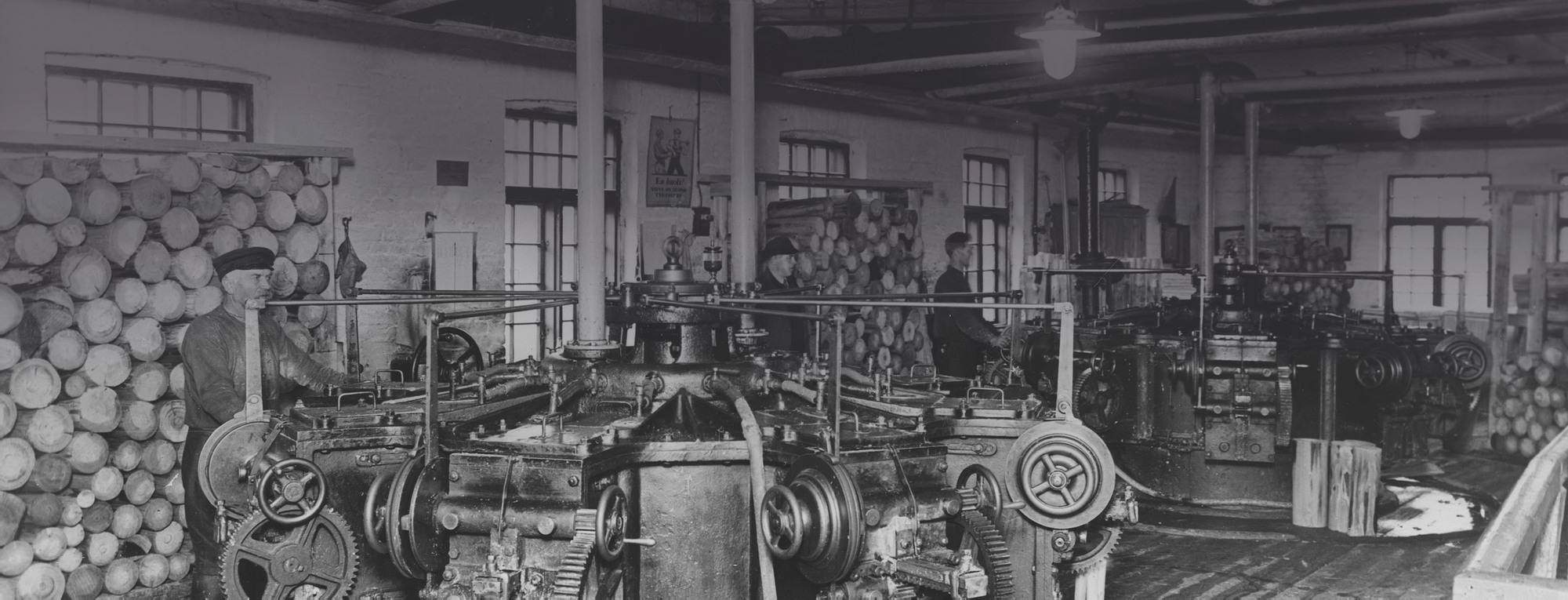 Työn tekeminen tehtaassa